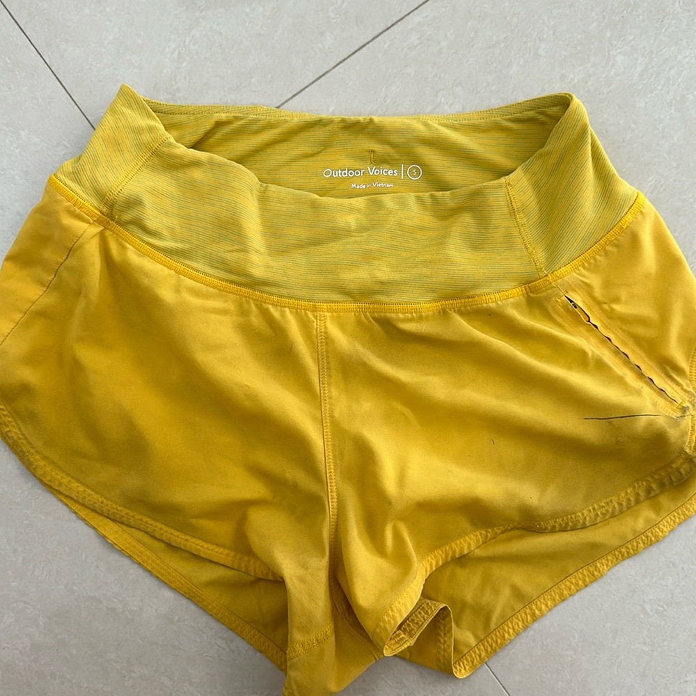 Outdoor voices Hudson shorts 2.5 inch
